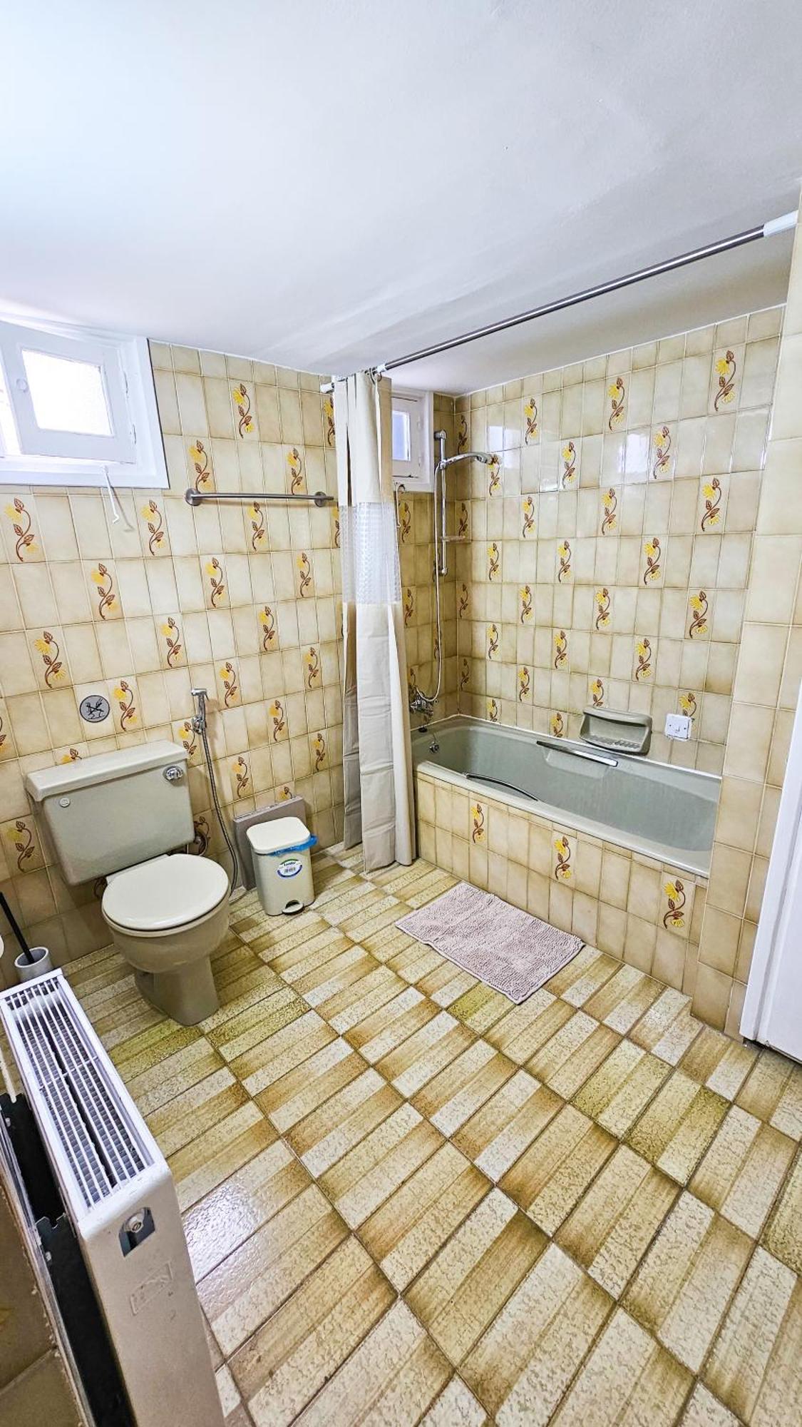 The Lemon Tree Hostel Larnaca Ngoại thất bức ảnh