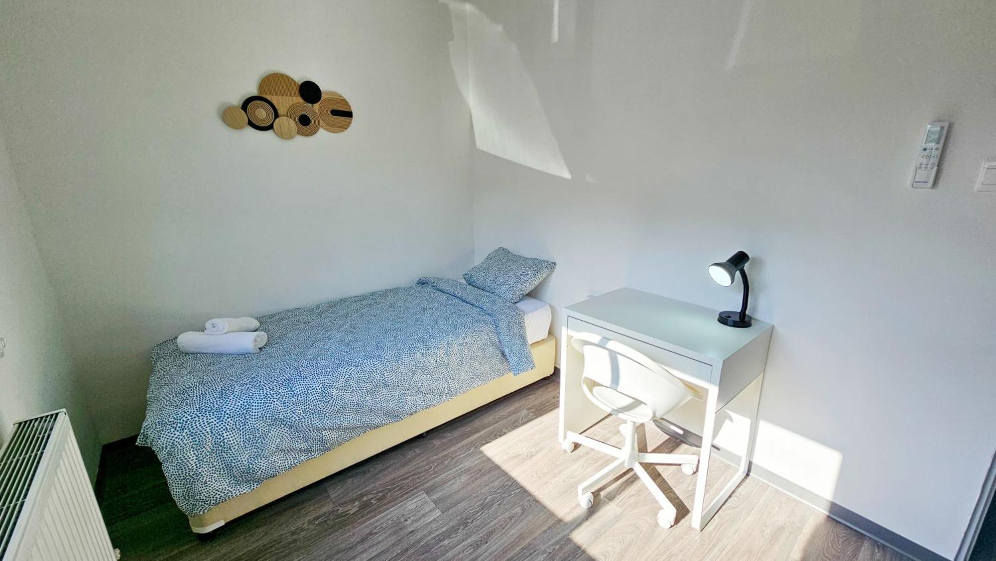The Lemon Tree Hostel Larnaca Ngoại thất bức ảnh