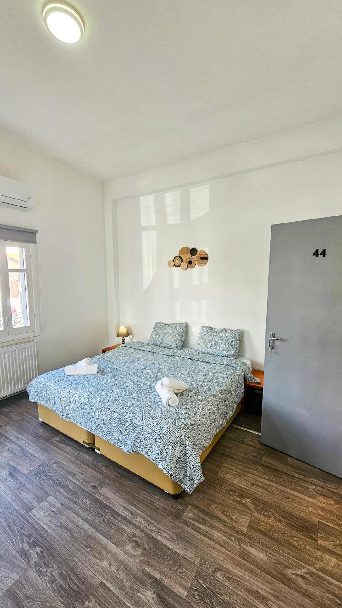 The Lemon Tree Hostel Larnaca Ngoại thất bức ảnh
